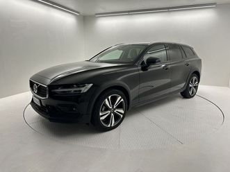v60 cross country v60 cross country b4 (d) awd automatico plus