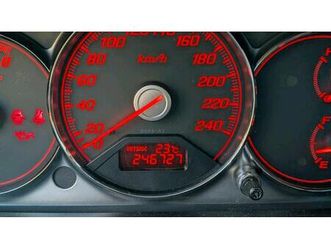 honda stream rn3 sechssitzer