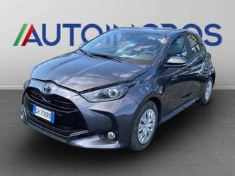 toyota yaris iv 2020 1.5h business