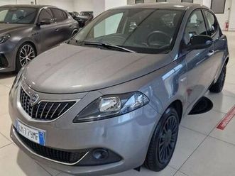 lancia ypsilon iii 2021 1.0 firefly hybrid silver s