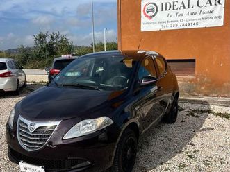 lancia y 0.9 twinair 85 cv 5 porte metano ecochic gold