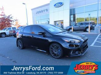 2017 ford focus rs base