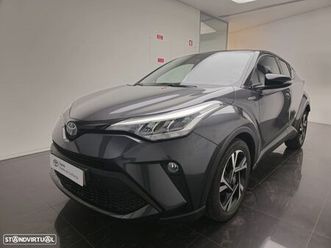 toyota c-hr 1.8 hybrid square collection