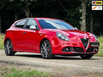 alfa romeo giulietta - 1.750 turbo veloce | clima | cruise | leder | pdc | stoelverw. | alfa rosso | zeer mooi |