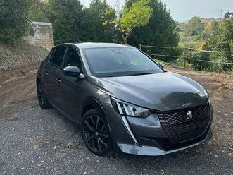 208 puretech 130 stop&start eat8 5 porte gt