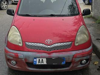 shitet toyota yaris verso 1.4 nafte
