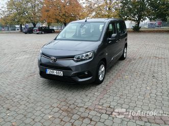 toyota proace city verso shuttle 1.2t l1 business 7 sensor+