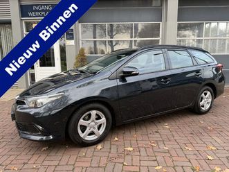 toyota auris touring sports 1.3 comfort bj 2015 100pk bj 2015 dealer onderhouden