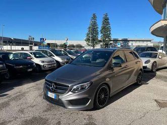premium 4matic auto solo km.106k navi led pdc eu6d