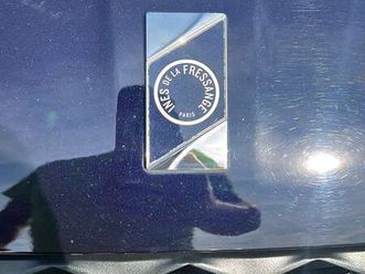 ines de la fressange 130cv auto