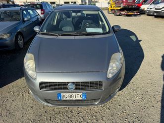 grande punto grande punto 1.3 mjt 75 cv 5 porte active