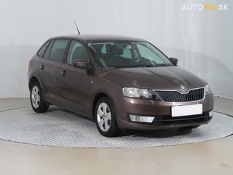 skoda rapid spaceback ambition 1.2 tsi tempomat, park. senzory za 9 300 €