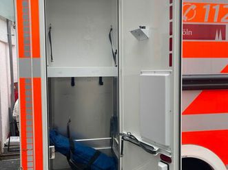 rettungswagen mercedes benz