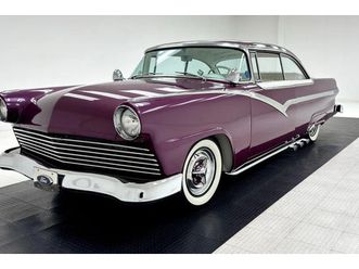 1956 ford customline victoria 2 door hardtop