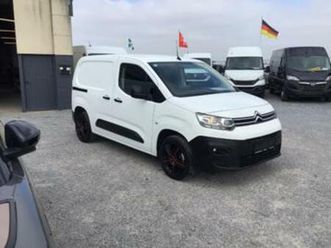 ② citroen berlingo 15hdi. 2020 82000km full/option verkocht — camionnettes & utilitaires — 2ememain