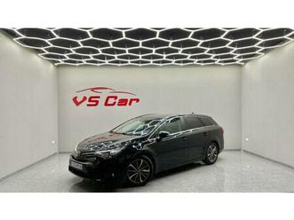 toyota auris touring sports 2.0 d-4d exclusive+gps