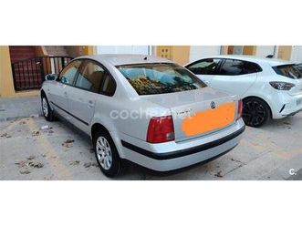 volkswagen passat 1.8 t variant trendline