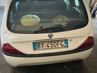 lancia y elefantino blu