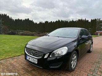 volvo v60 ver-d2-kinetic