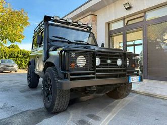 land rover defender 90 serie300