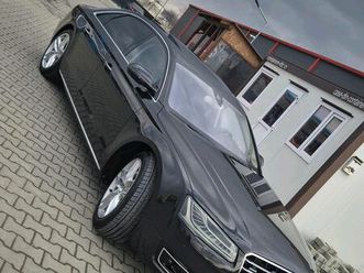 audi a8 lang