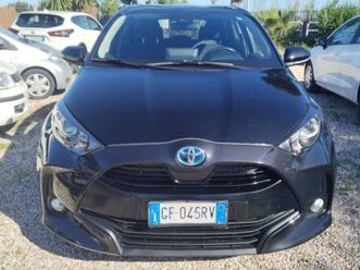 yaris 4ª serie yaris 1.5 hybrid 5 porte business