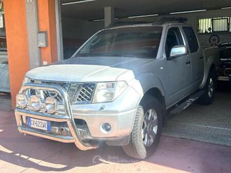 navara d.cab 2.5 dci platinum 174cv