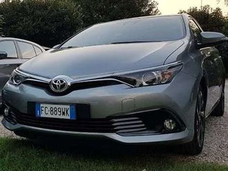 auris 5p 1.4 d-4d active
