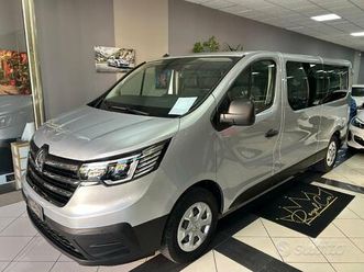 renault trafic bluedci 150cv pl 9 posti