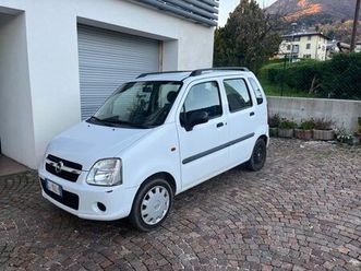 opel agila 1.0 12v club