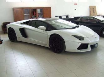 aventador roadster 6.5 lp 700-4