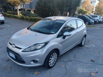 ford fiesta 1.4 lpg benzina/gasauto (gpl) 97 cv