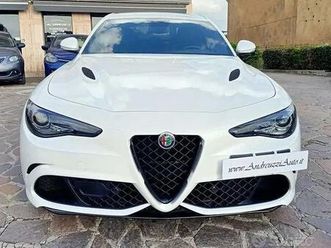 alfa romeo giulia 2.9 v6 bi-turbo at8 quadrifoglio