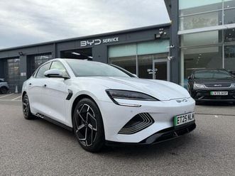 82.5kwh design auto 4dr