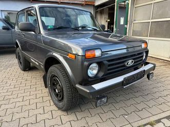 lada niva taiga 1. hand ahk dotz mike sander´s