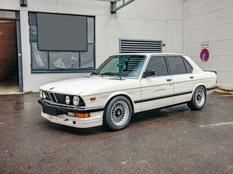 bmw alpina b10 e28 3.5 alpinweiß (1985), nr. 12 von 77 exemplaren, matching numbers, umfangreiche dokumentation