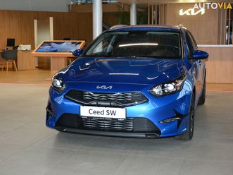 kia ceed sw 1,5 t-gdi m6 silver 103kw140k za 21 390 €