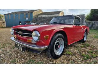 1973 triumph tr6 rouge manuel, 4 vitesses conduite à droi...