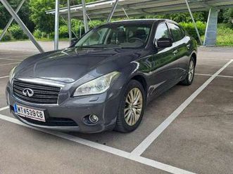 infiniti m 30d