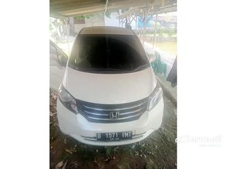 2009 honda freed 1.5 mpv