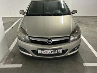 opel astra 2006. god,registriran do 06.2026.,klima radi, 240000 km, zvati na 098237830