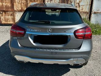 mercedes benz gla 200d 4 matic