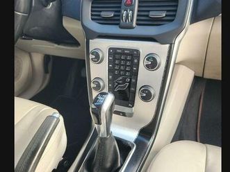 volvo v40 crosscauntry