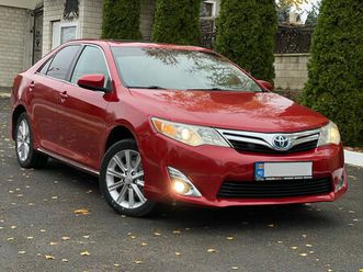 toyota camry an. 2012