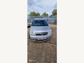 1.6i 16v design 5dr (a/c)