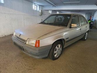 opel kadett e 1.6i beauty