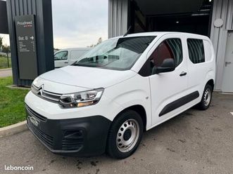 citroen berlingo van m 1000kg puretech 130ch s&s club eat8 1ère main ? prix ttc avec tva recup entretien complet ? 2 places gps et carplay clim radar de recul