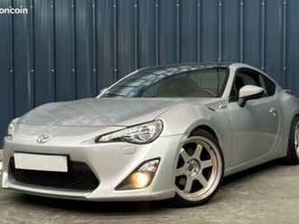 2.0l 200ch essence bvm6 garantie 1 an caméra de recul siège chauffant -