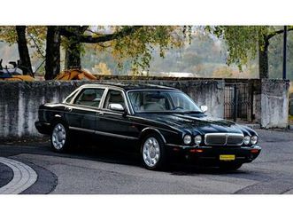 super v8 4.0 supercharged