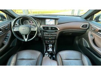 q30 2.2d premium city black awd dct l 170 ps